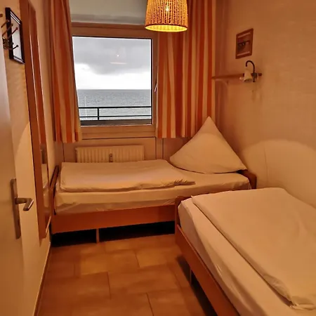 Strandhotel 48 * Dahme (Schleswig-Holstein)