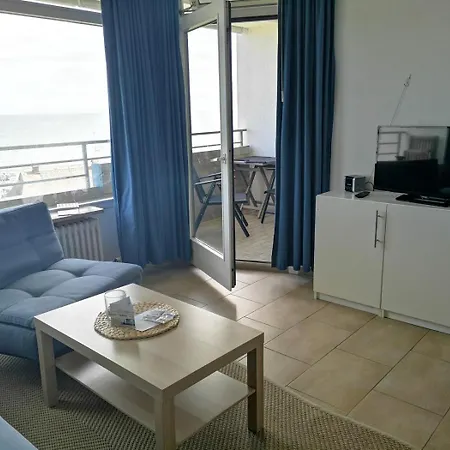Апартаменты Strandhotel 48 *